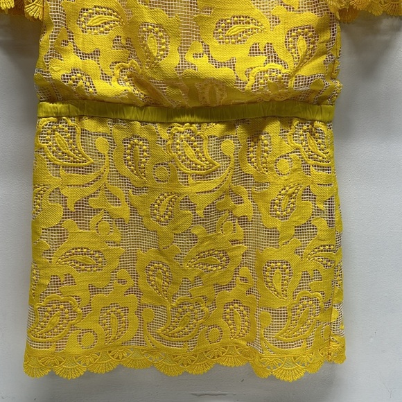 Alexis Kit Dress Short Mini Floral Lace Sleeveless Off The Shoulder Yellow XS - Picture 5 of 12